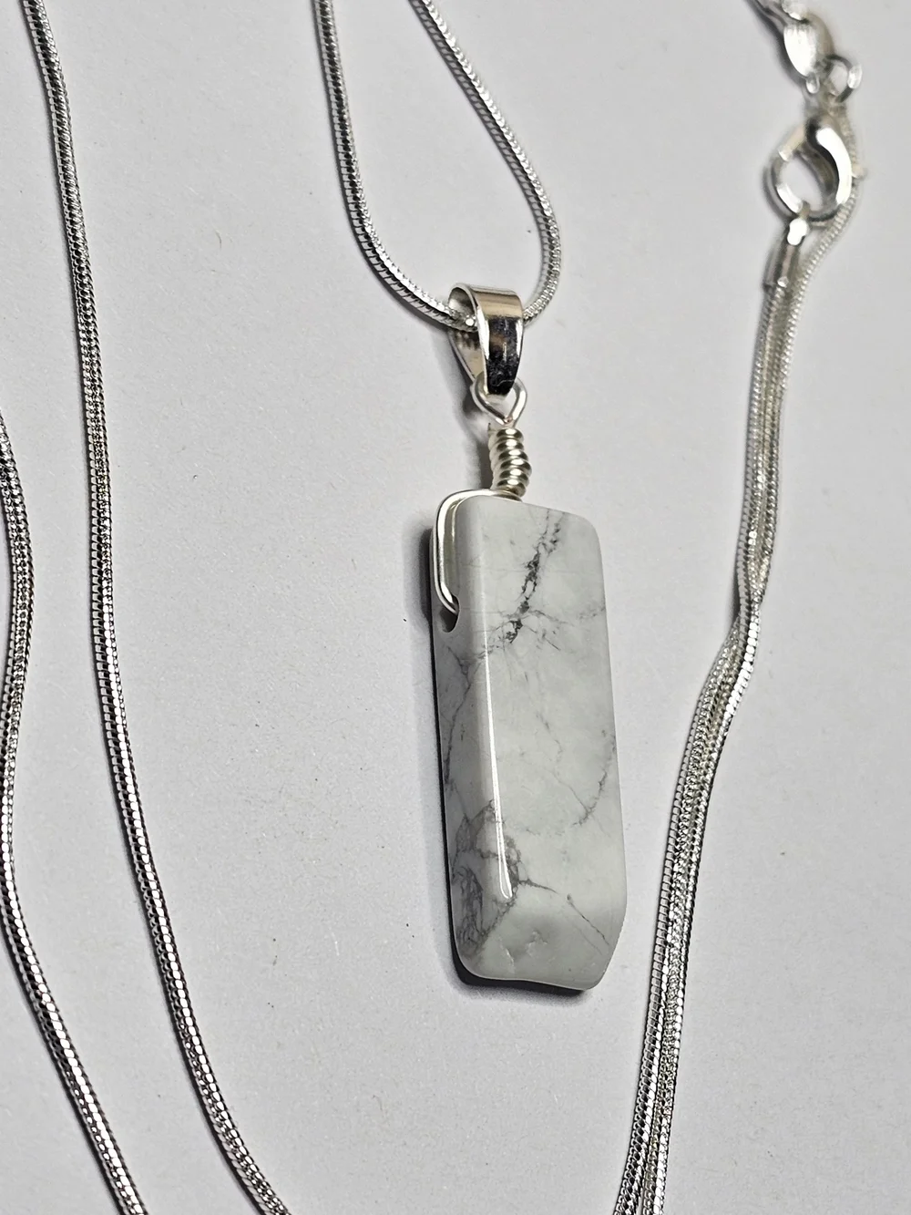 Howlite Pendant Necklace in White and Silver